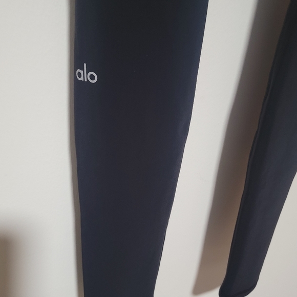 Alo Yoga Warrior High Waisted Cut Out Yoga Workout Full Length Leggings Size S - Picture 13 of 14